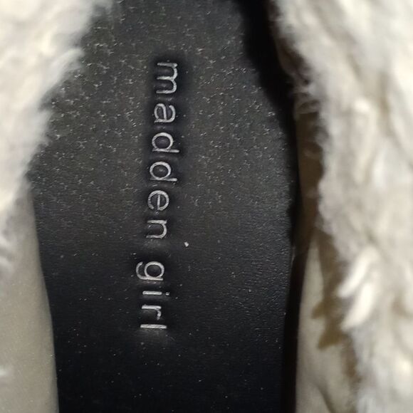 🆕👟Madden Girl Paige Sneaker Ankle Wedge Boots - Picture 8 of 9